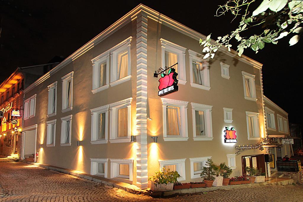Apple Tree Hotel Estambul Exterior foto